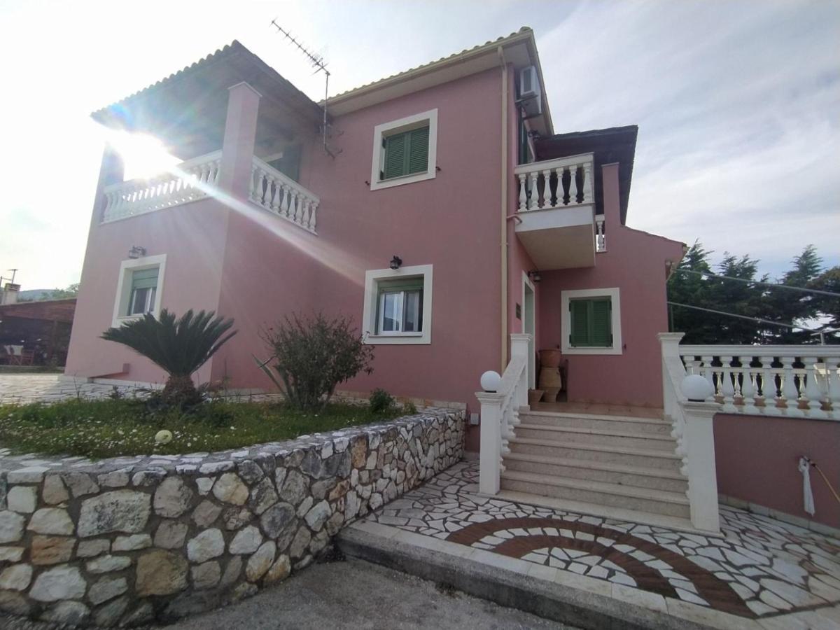 Iliachtides Villas Karavomylos Eksteriør bilde