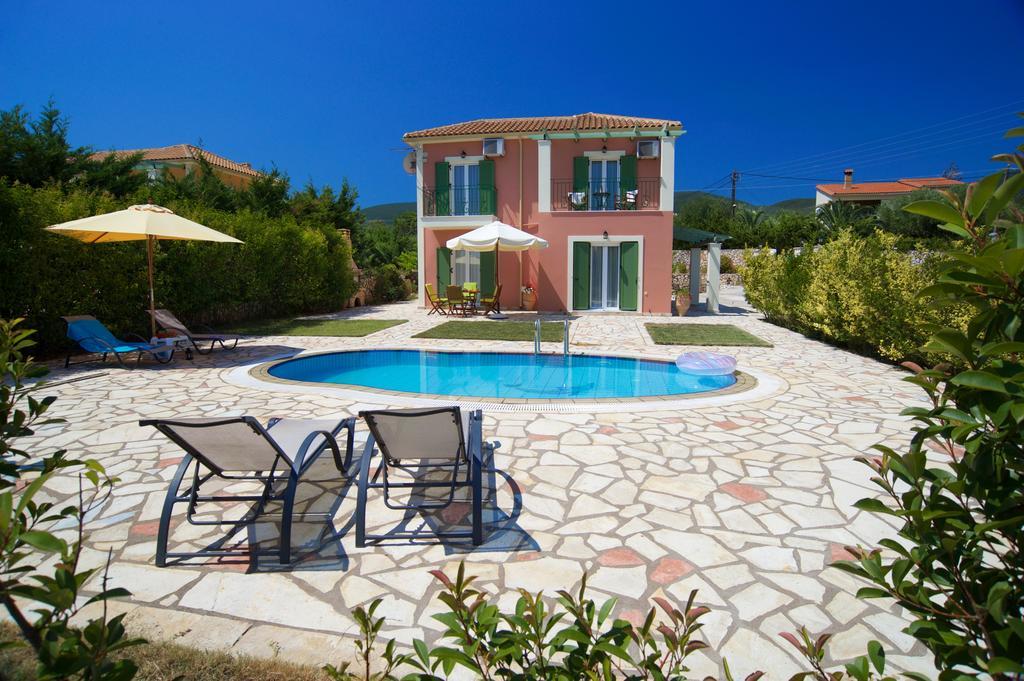 Iliachtides Villas Karavomylos Rom bilde